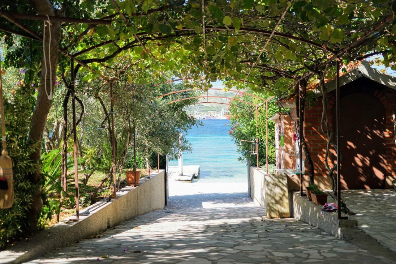 Apartment Villa Bralo Trogir Exterior photo